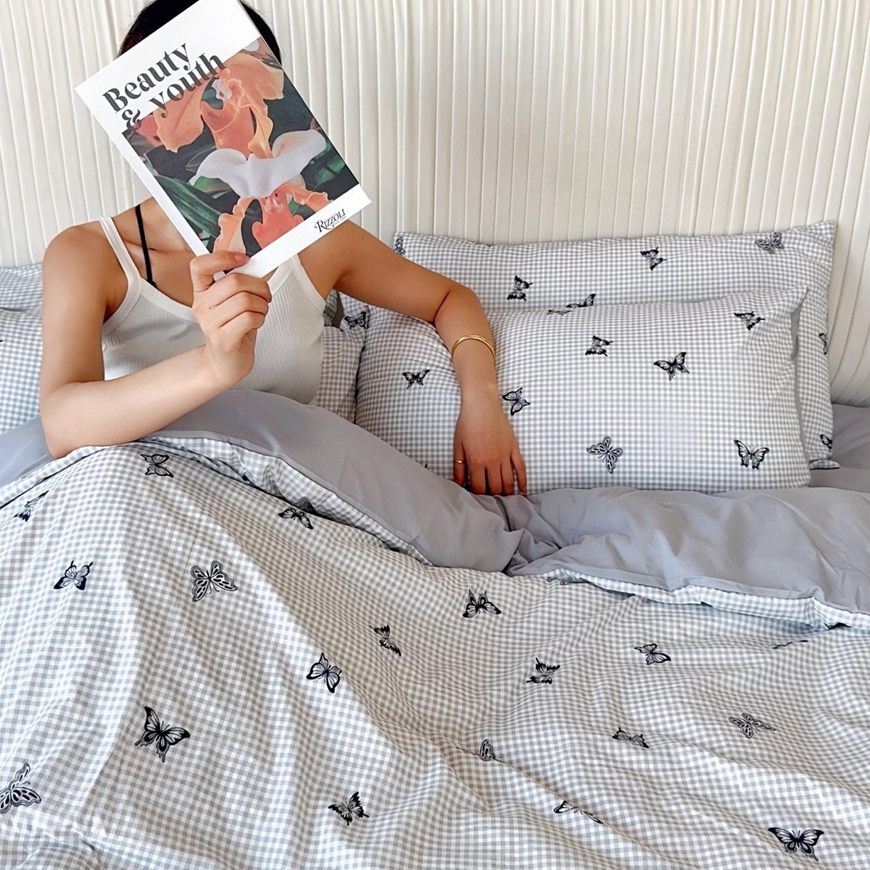 91家纺网 家纺一手货源 找家纺 兜米家居 2025新款古法水洗棉印花小清新四件套 格子蝴蝶