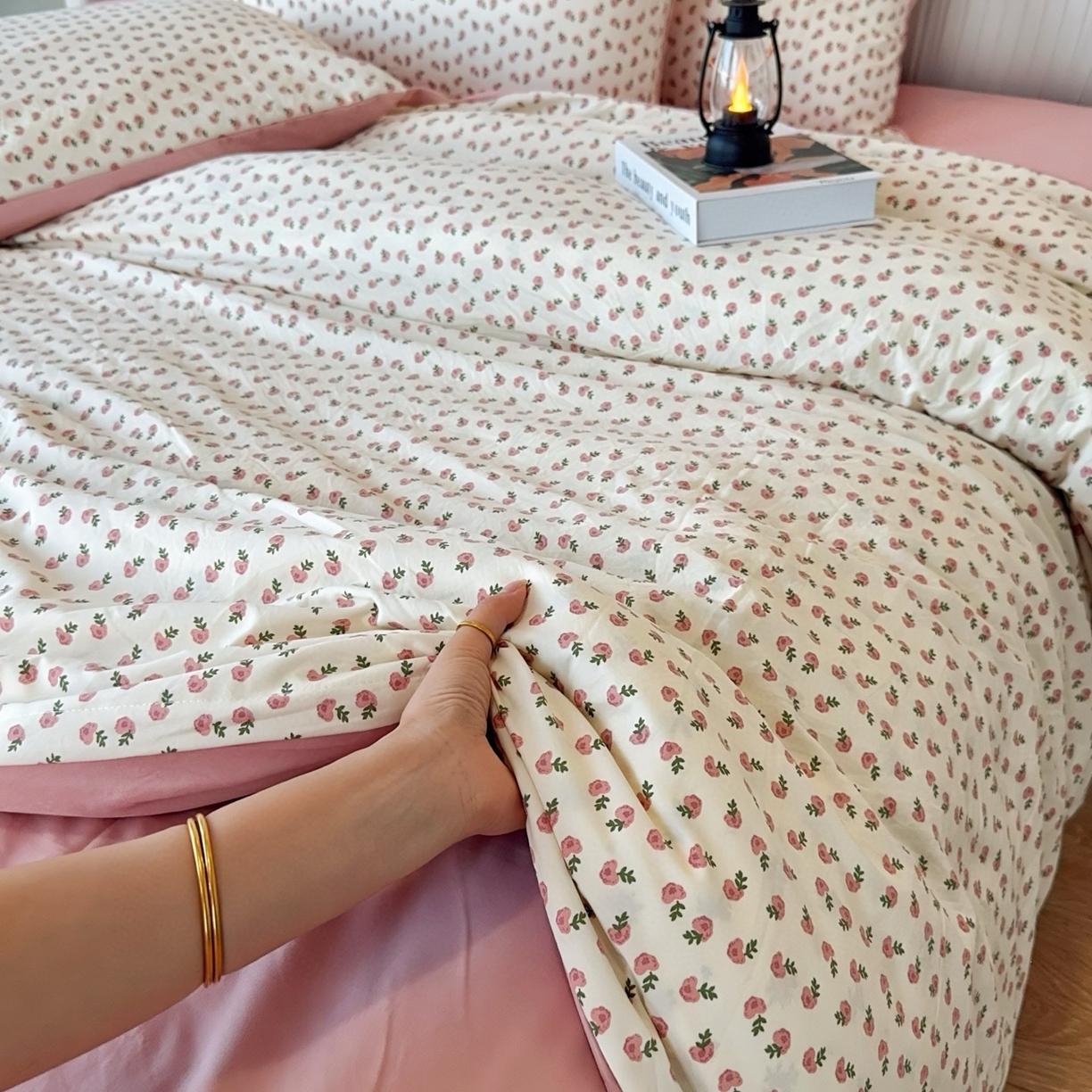 91家纺网 家纺一手货源 找家纺 兜米家居 2025新款古法水洗棉印花小清新四件套 花蕾