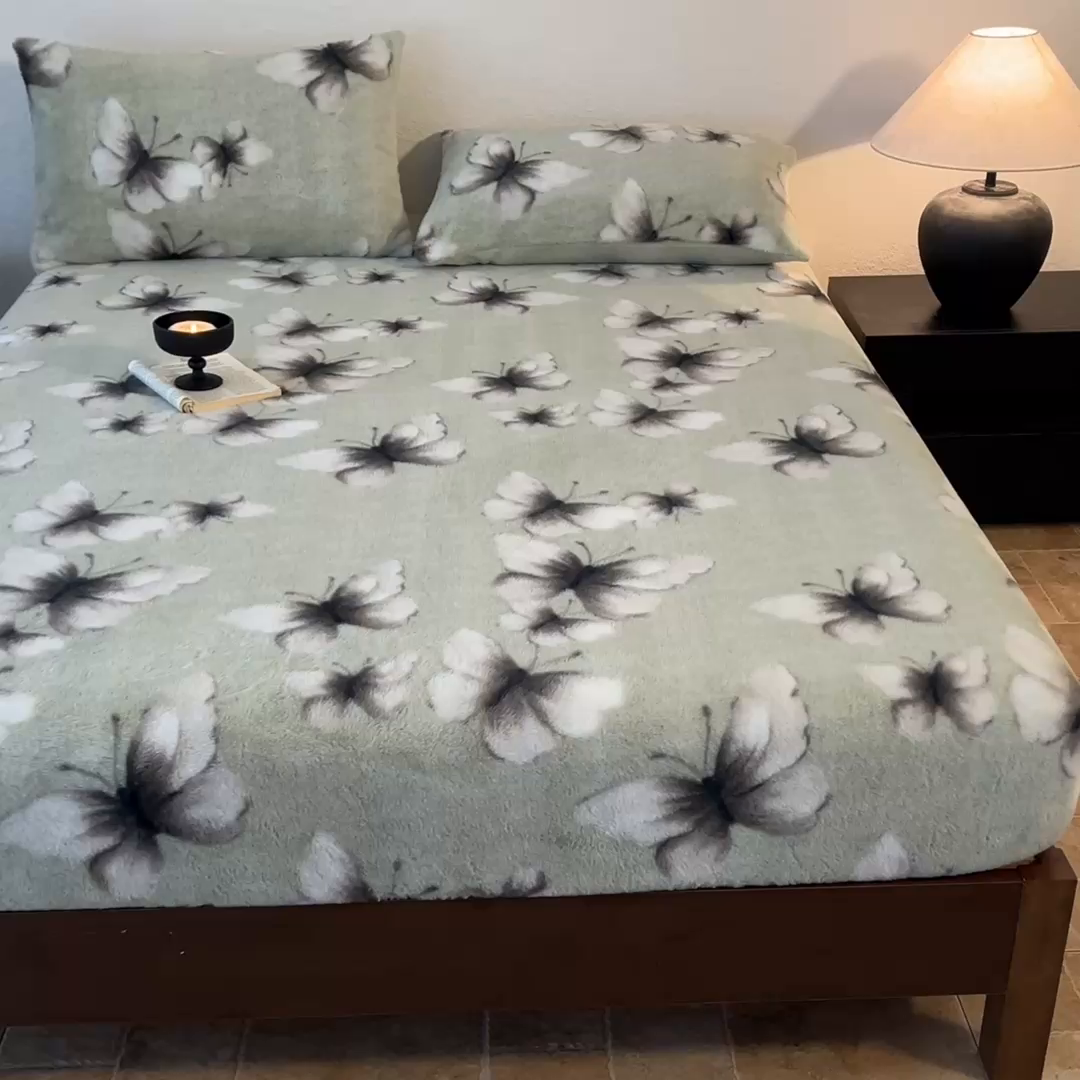 91家纺网 家纺一手货源 找家纺 子曰 2025新款加厚美拉德兔绒床笠 美拉德-蝶舞绿