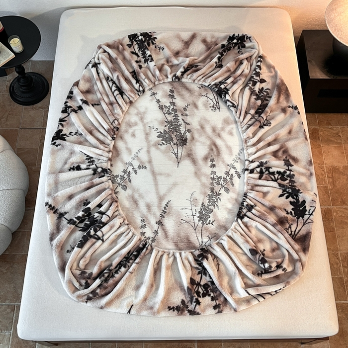 91家纺网 家纺一手货源 找家纺 子曰 2025新款加厚美拉德兔绒床笠 美拉德-风情