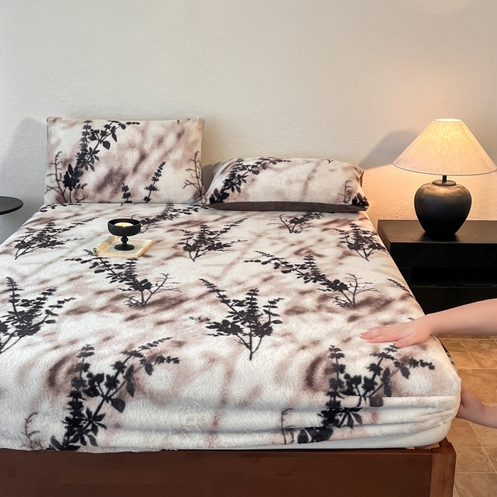 91家纺网 家纺一手货源 找家纺 子曰 2025新款加厚美拉德兔绒床笠 美拉德-风情