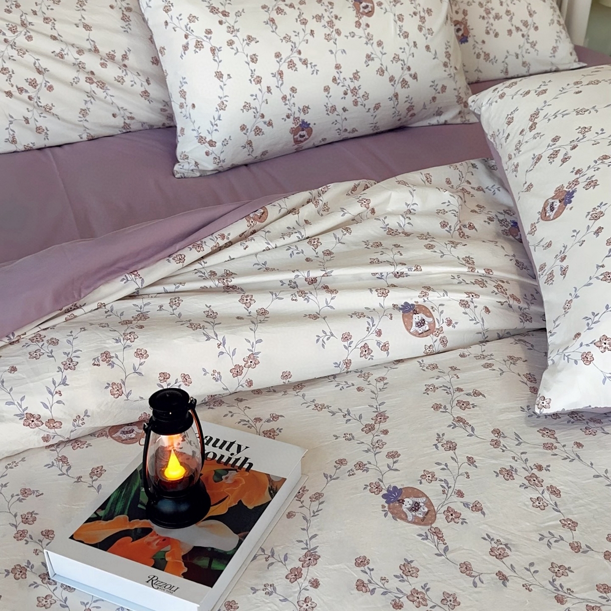 91家纺网 家纺一手货源 找家纺 兜米家居 2025新款古法水洗棉印花小清新四件套 唯美紫