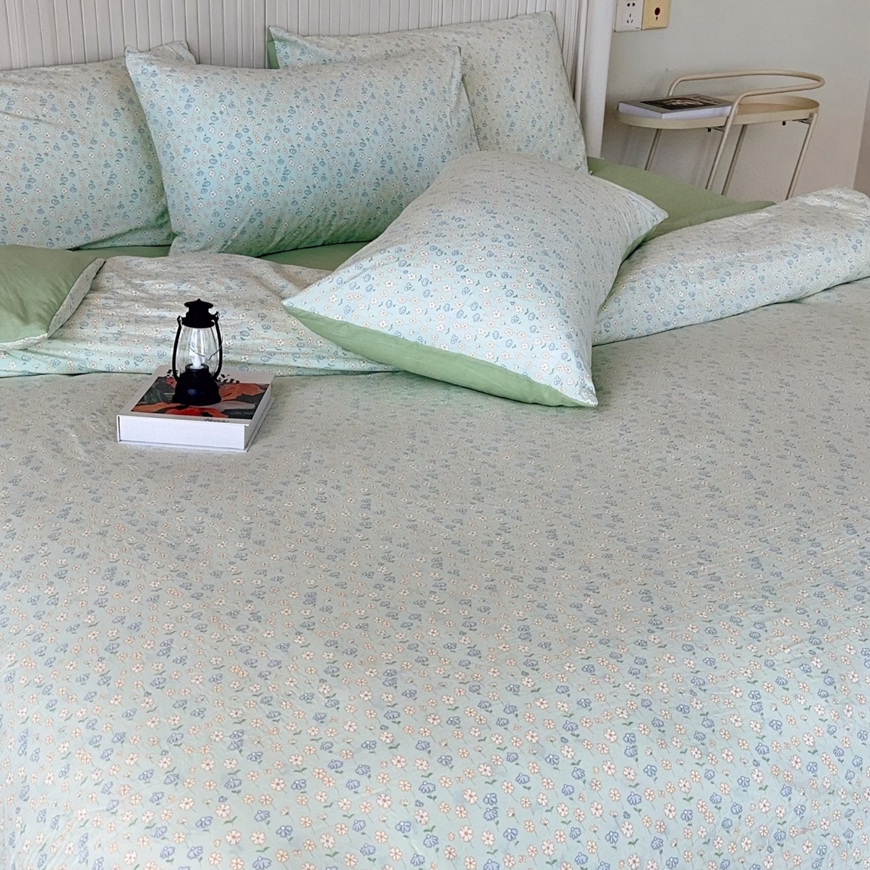 91家纺网 家纺一手货源 找家纺 兜米家居 2025新款古法水洗棉印花小清新四件套 小兰花