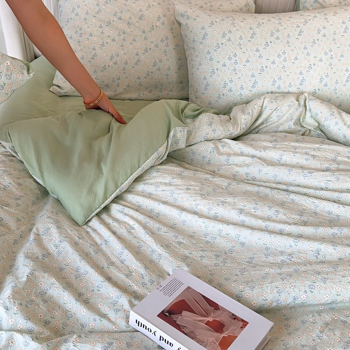 91家纺网 家纺一手货源 找家纺 兜米家居 2025新款古法水洗棉印花小清新四件套 小兰花