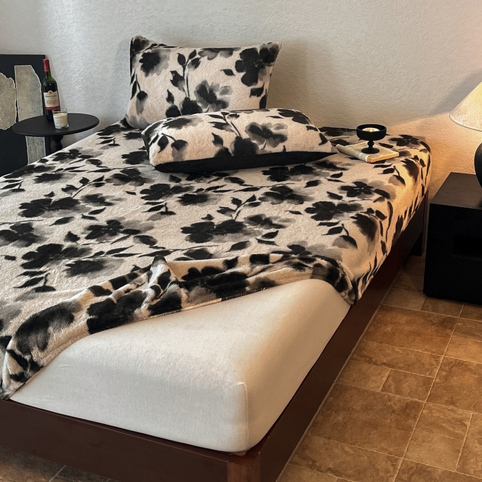 91家纺网 家纺一手货源 找家纺 子曰 2025新款加厚美拉德兔绒床笠 美拉德-莫奈