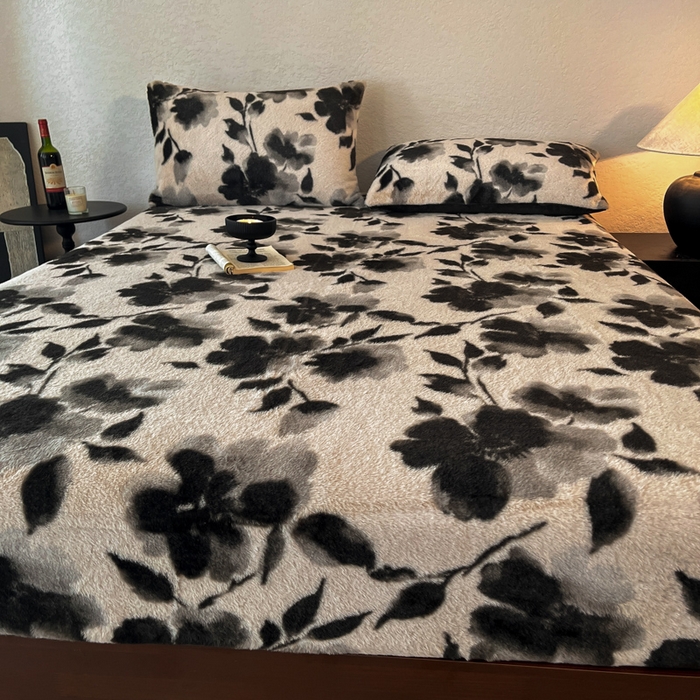 91家纺网 家纺一手货源 找家纺 子曰 2025新款加厚美拉德兔绒床笠 美拉德-莫奈