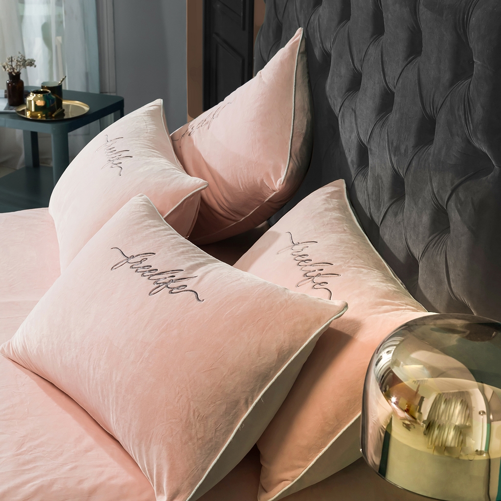 91家纺网 家纺一手货源 找家纺 （总）千朵森 2025新款杰西卡250克加厚高端锦丝绒四件套-风格一