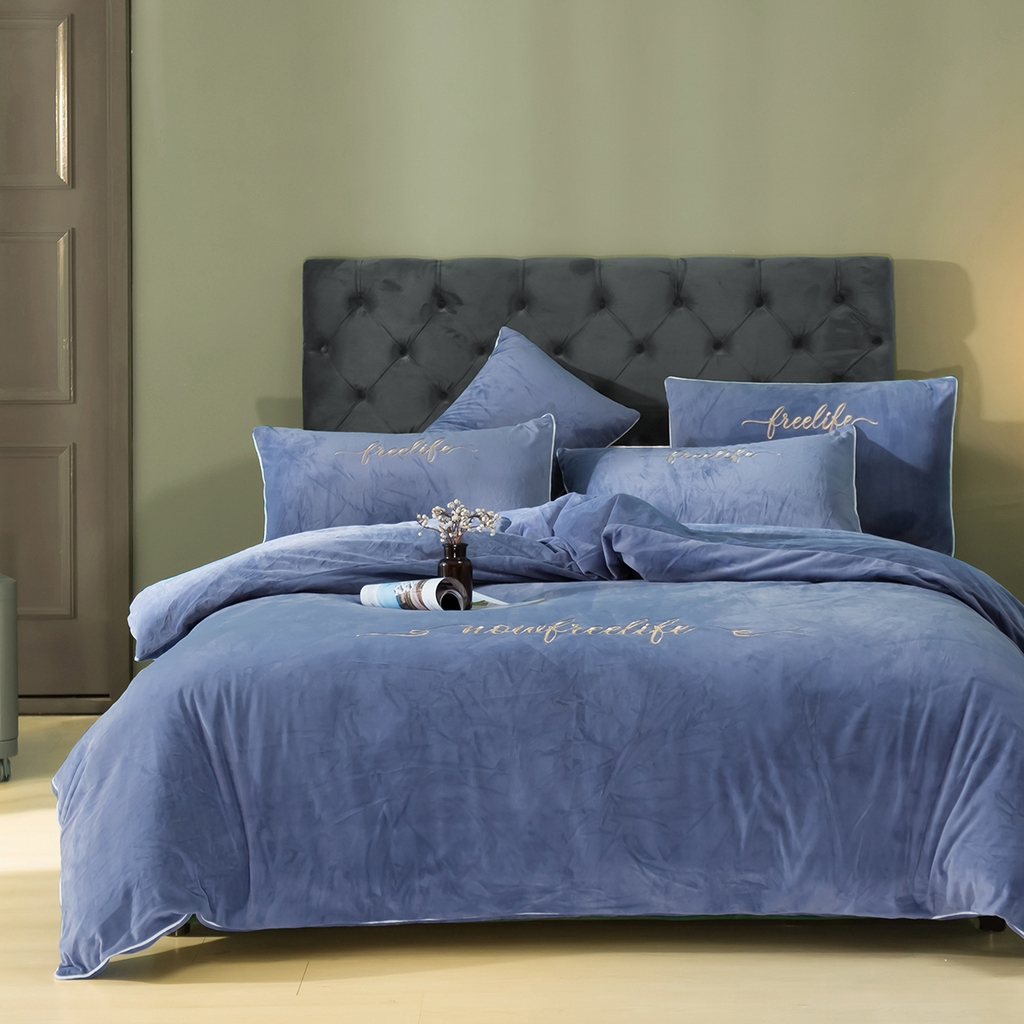 91家纺网 家纺一手货源 找家纺 （总）千朵森 2025新款杰西卡250克加厚高端锦丝绒四件套-风格一