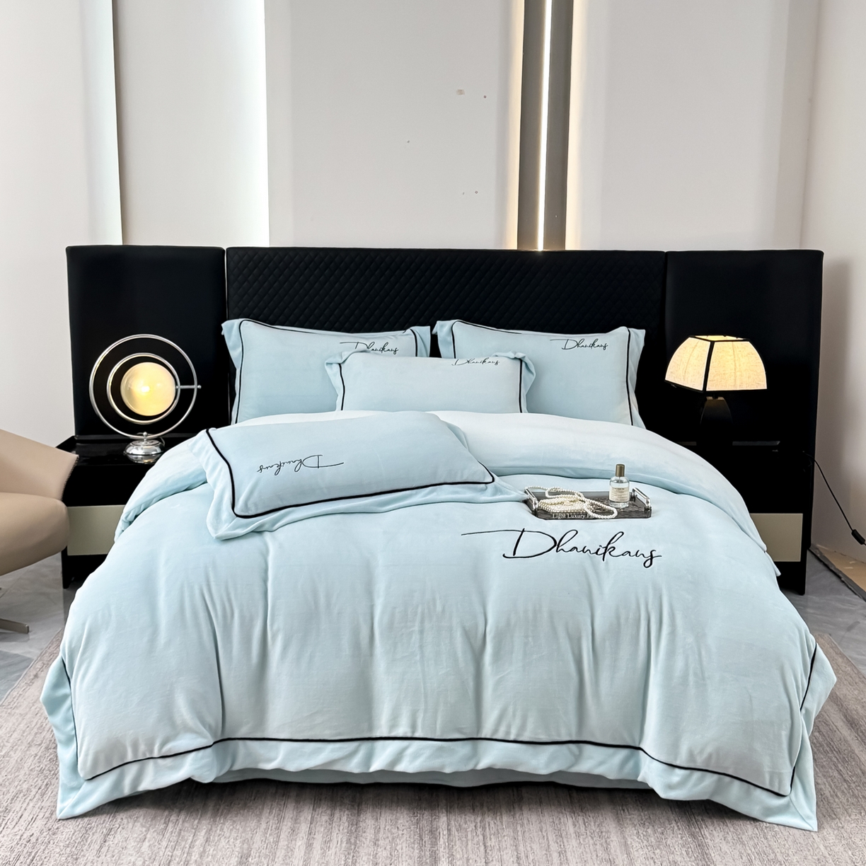 91家纺网 家纺一手货源 找家纺 KA家纺 2025新款冬轻奢刺绣款嵌绳大拼角牛奶绒四件套 轻奢牛奶绒-蓝