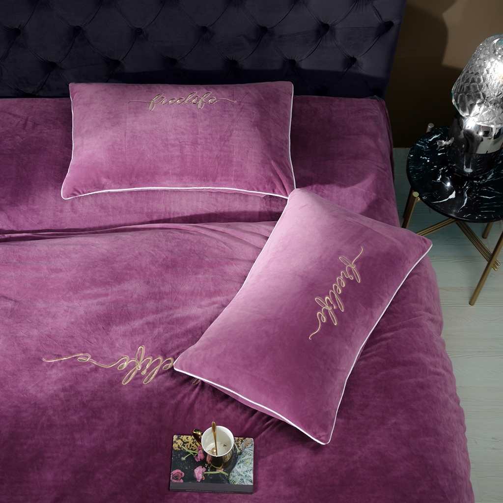 91家纺网 家纺一手货源 找家纺 千朵森 2025新款杰西卡250克加厚高端锦丝绒四件套-风格一 杰西卡-紫色