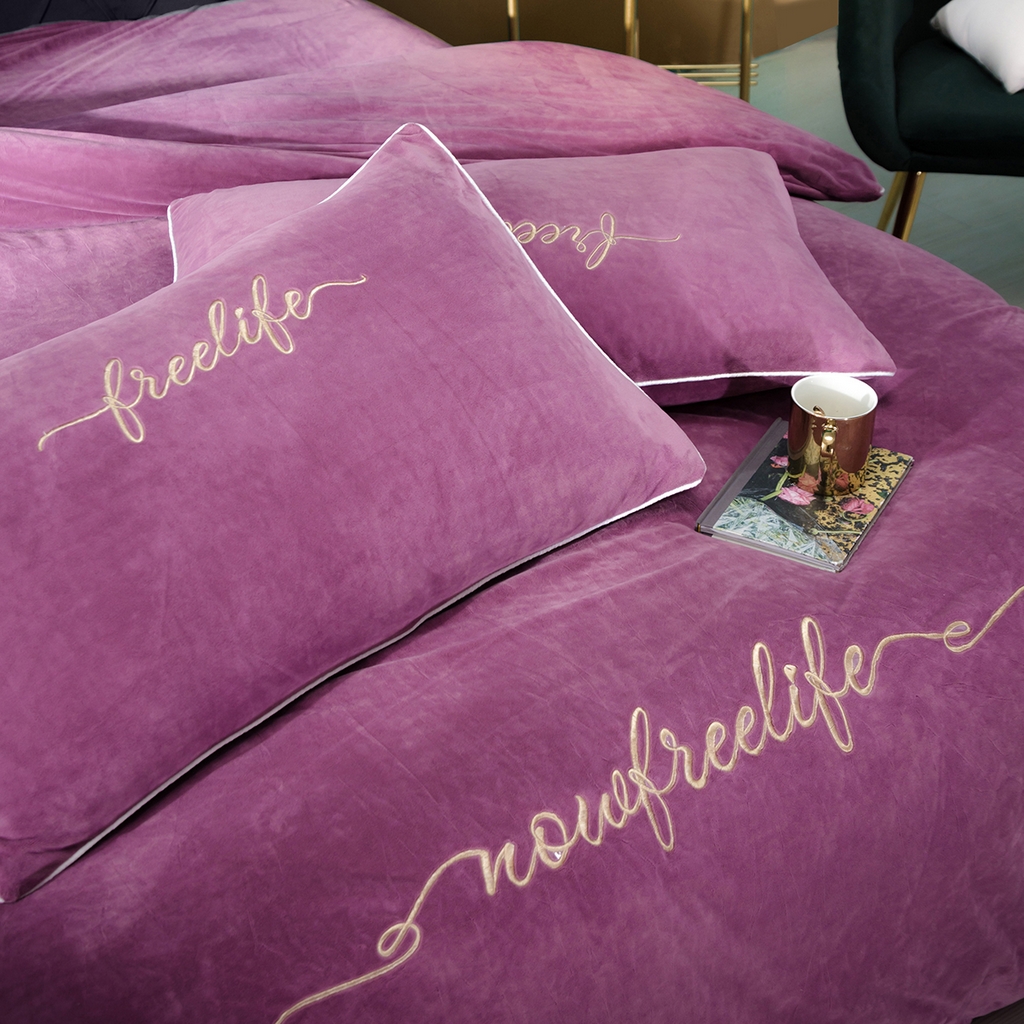 91家纺网 家纺一手货源 找家纺 千朵森 2025新款杰西卡250克加厚高端锦丝绒四件套-风格一 杰西卡-紫色