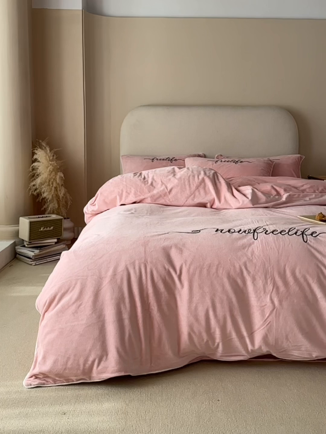 91家纺网 家纺一手货源 找家纺 （总）千朵森 2025新款杰西卡250克加厚高端锦丝绒四件套-风格二