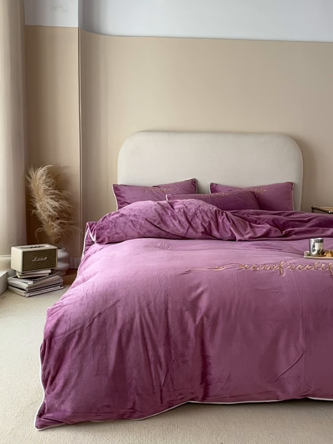 91家纺网 家纺一手货源 找家纺 千朵森 2025新款杰西卡250克加厚高端锦丝绒四件套-风格二 杰西卡-紫色