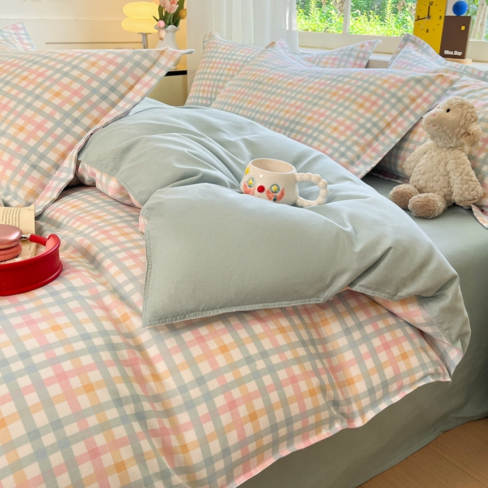 91家纺网 家纺一手货源 找家纺 好亿来家纺 2025新款植物羊绒加厚斜纹磨毛四件套及单被套系列 彩虹格