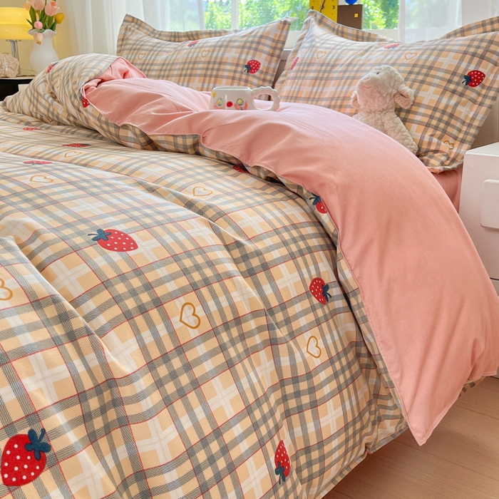 91家纺网 家纺一手货源 找家纺 好亿来家纺 2025新款植物羊绒加厚斜纹磨毛四件套及单被套系列 草莓爱心