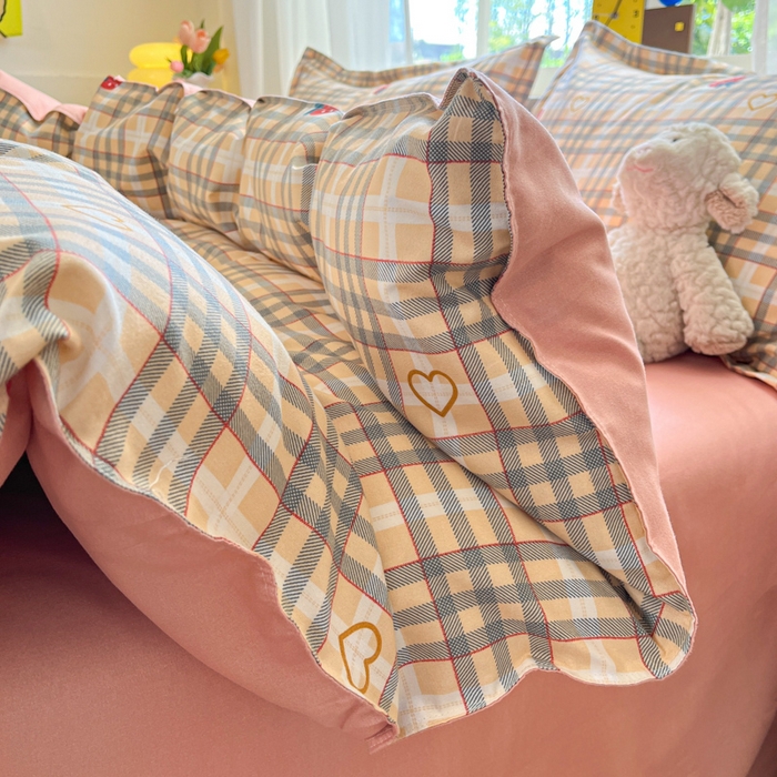 91家纺网 家纺一手货源 找家纺 好亿来家纺 2025新款植物羊绒加厚斜纹磨毛四件套及单被套系列 草莓爱心