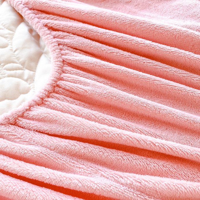 91家纺网 家纺一手货源 找家纺 摩妮卡 2025新款牛奶绒夹棉床笠三件套保护床垫 冰霉粉