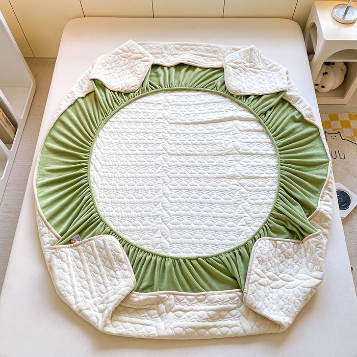 91家纺网 家纺一手货源 找家纺 摩妮卡 2025新款牛奶绒夹棉床笠三件套保护床垫 破镜白