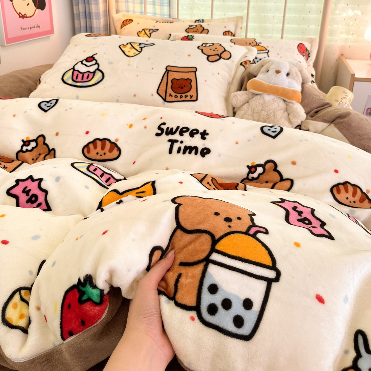 91家纺网 家纺一手货源 找家纺 川悦生活 2025新款加厚牛奶绒印花四件套 动物奶泡