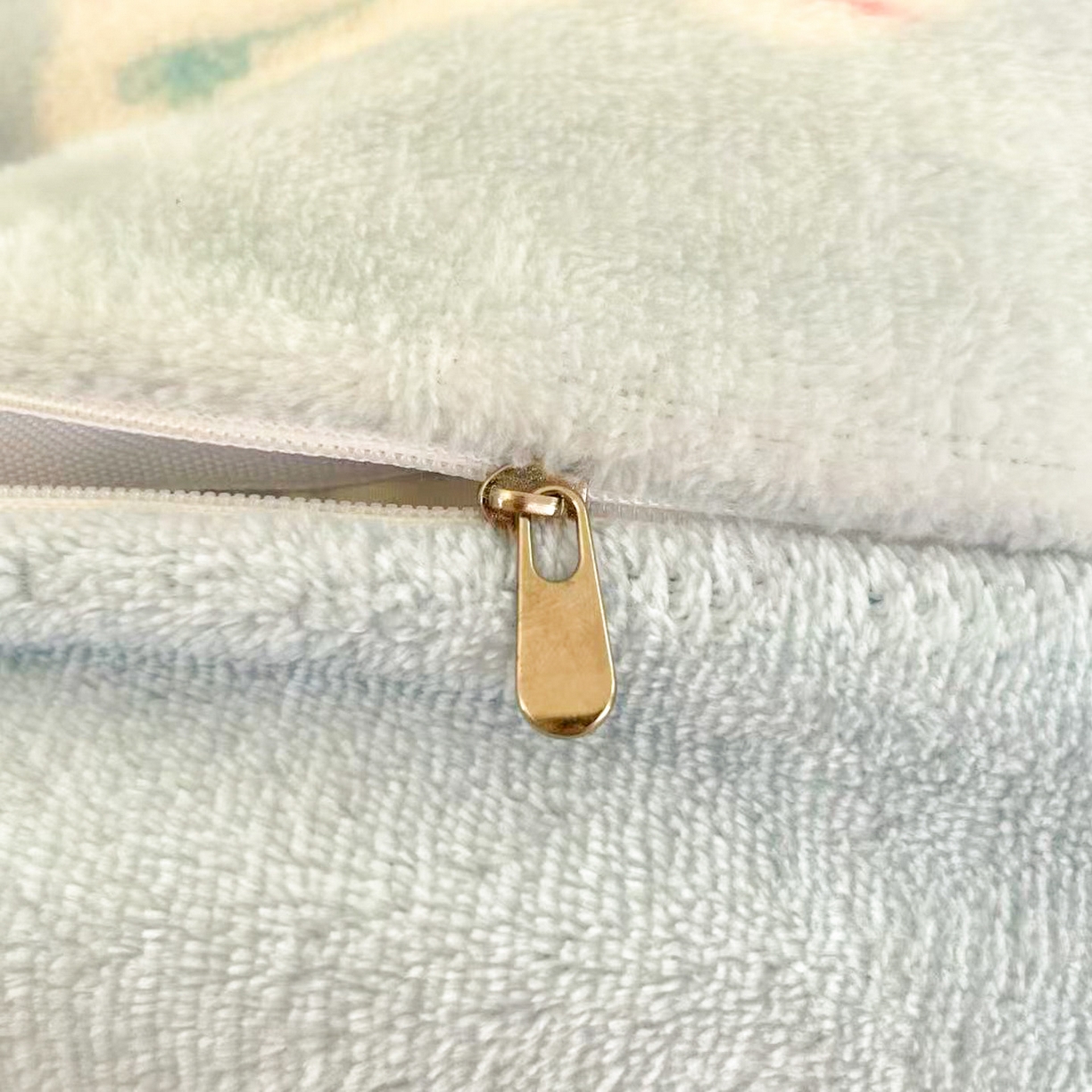 91家纺网 家纺一手货源 找家纺 川悦生活 2025新款加厚牛奶绒印花四件套 奶酥小狗