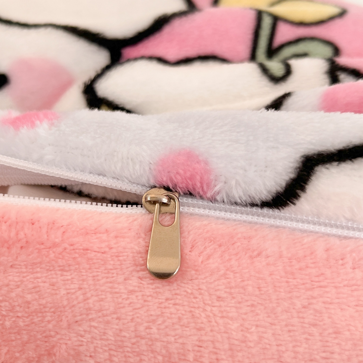 91家纺网 家纺一手货源 找家纺 川悦生活 2025新款加厚牛奶绒印花四件套 嗨皮小奶狗