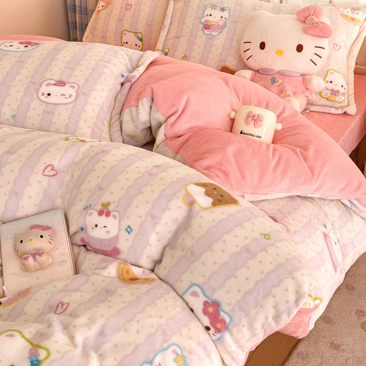 91家纺网 家纺一手货源 找家纺 川悦生活 2025新款加厚牛奶绒印花四件套 茉茉奶猫