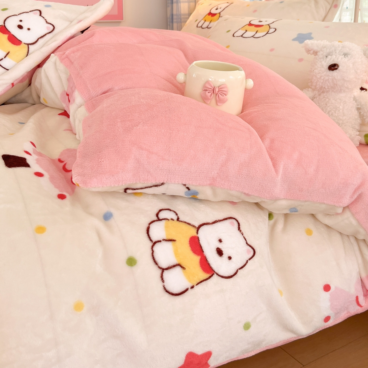 91家纺网 家纺一手货源 找家纺 川悦生活 2025新款加厚牛奶绒印花四件套 奶粉西高地