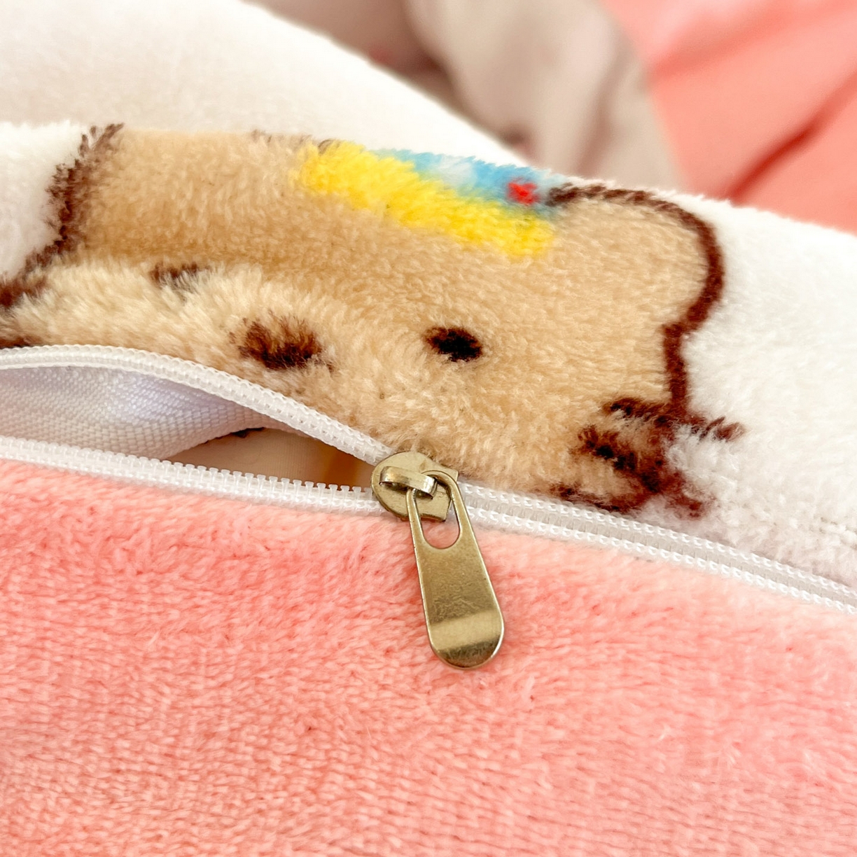 91家纺网 家纺一手货源 找家纺 川悦生活 2025新款加厚牛奶绒印花四件套 奶朵小猫