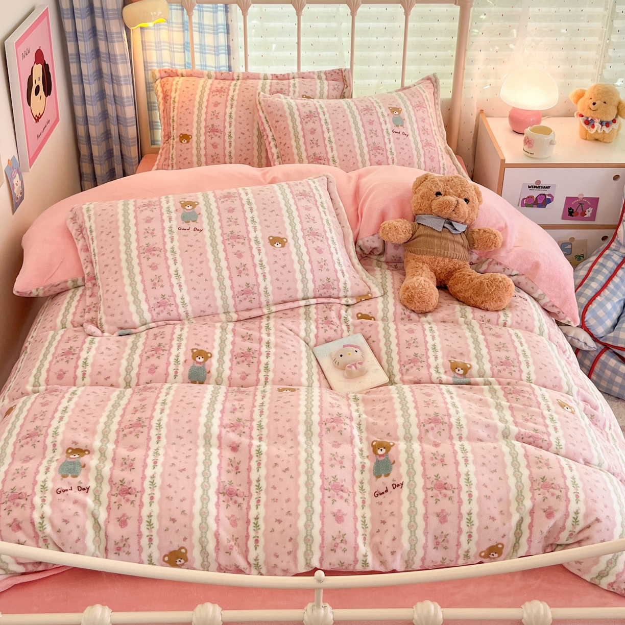 川悦生活 2025新款加厚牛奶绒印花四件套 芙宁小熊