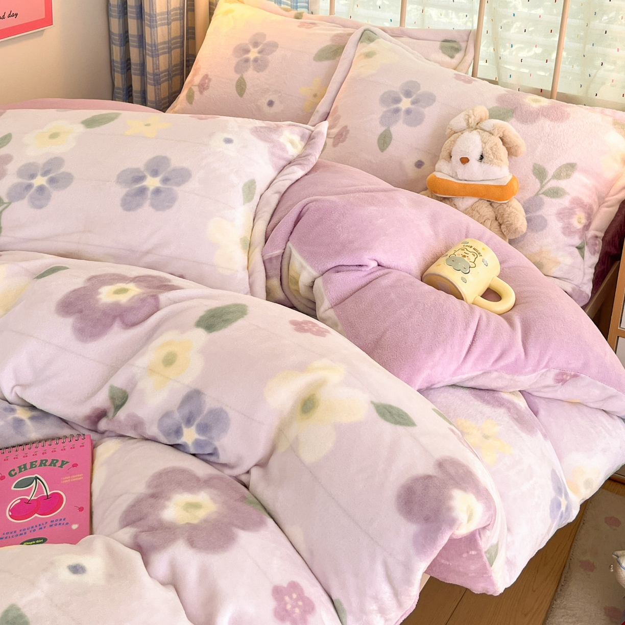 91家纺网 家纺一手货源 找家纺 川悦生活 2025新款加厚牛奶绒印花四件套 莉莉柒缇