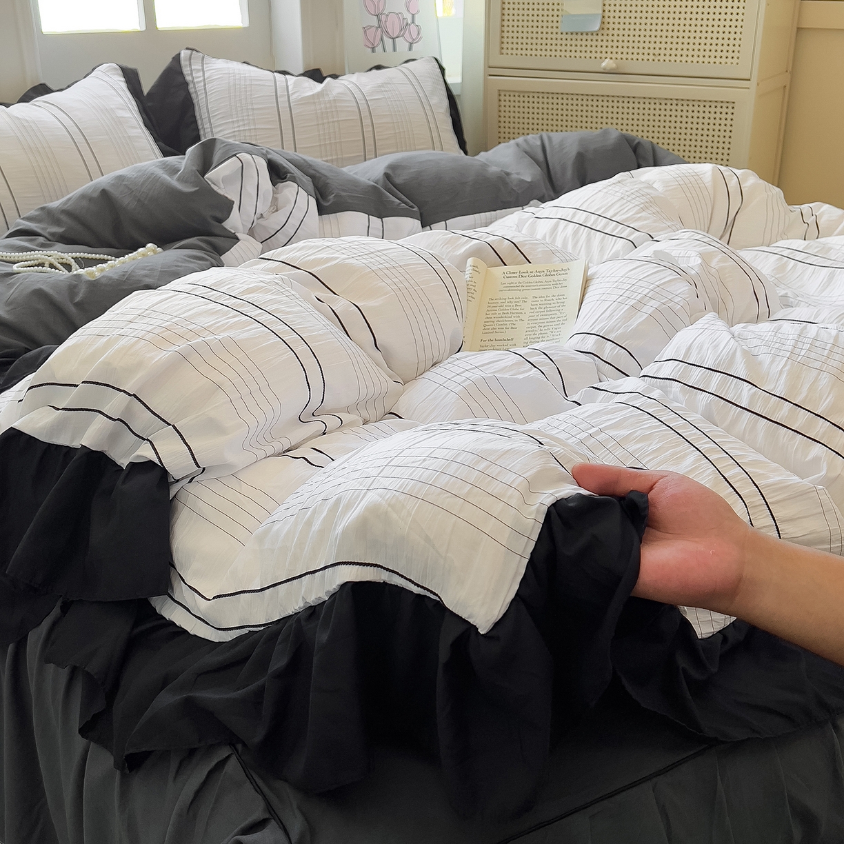 91家纺网 家纺一手货源 找家纺 优卡迪家纺馆 2025新款色织泡泡纱花边四件套 冰晶白