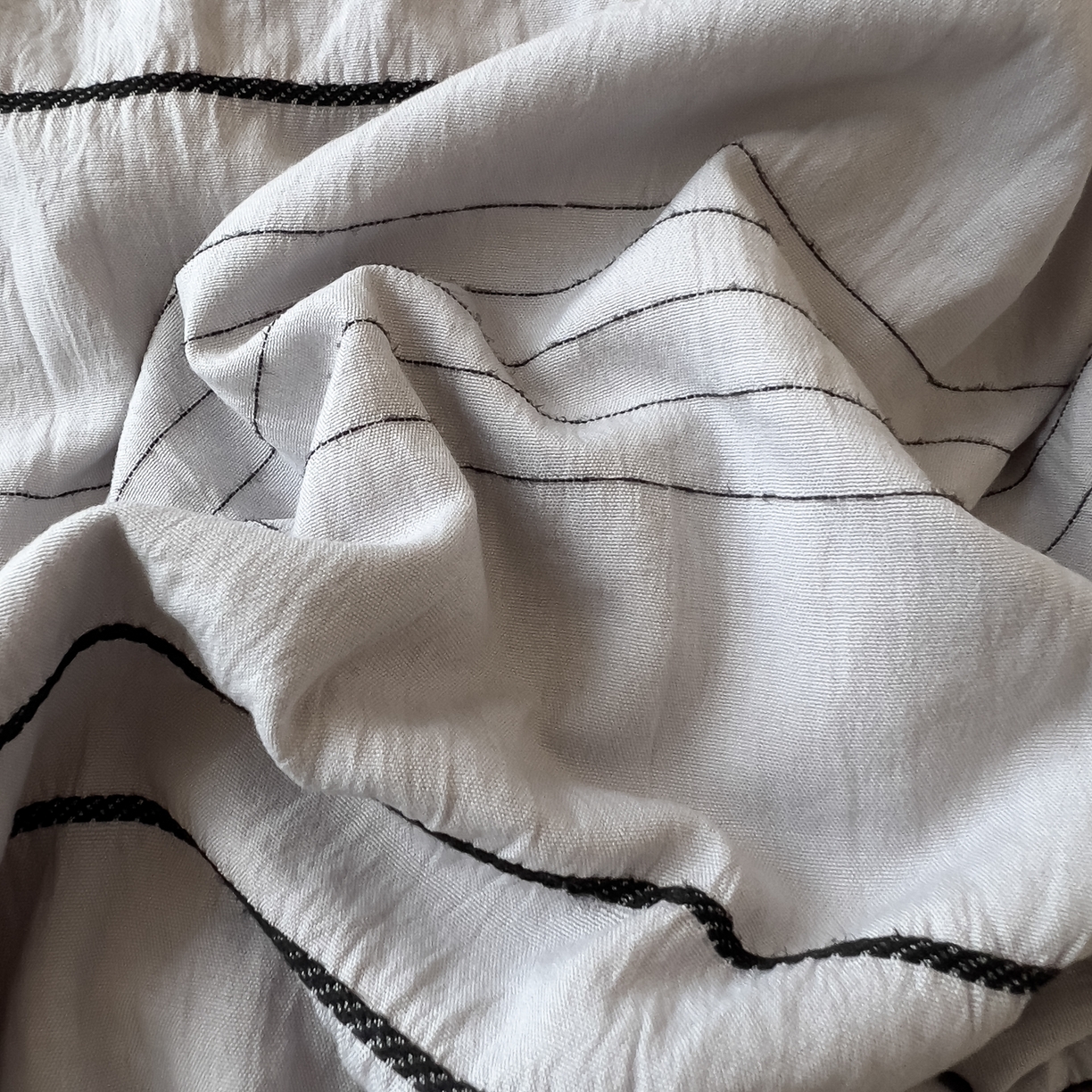 91家纺网 家纺一手货源 找家纺 优卡迪家纺馆 2025新款色织泡泡纱花边四件套 月影灰