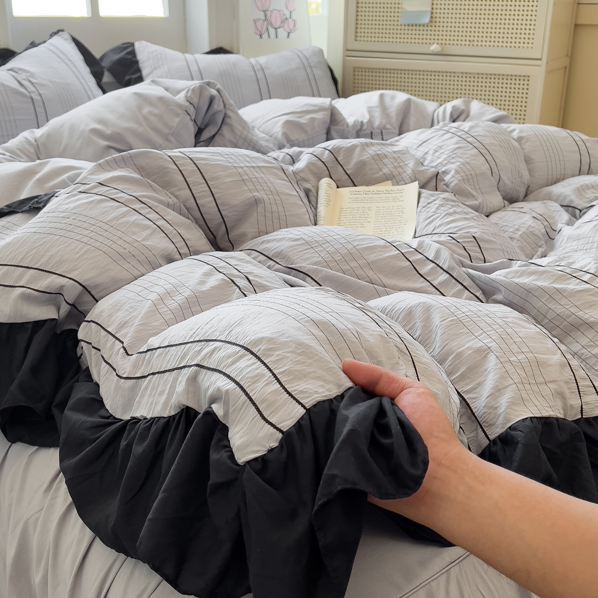 91家纺网 家纺一手货源 找家纺 优卡迪家纺馆 2025新款色织泡泡纱花边四件套 月影灰