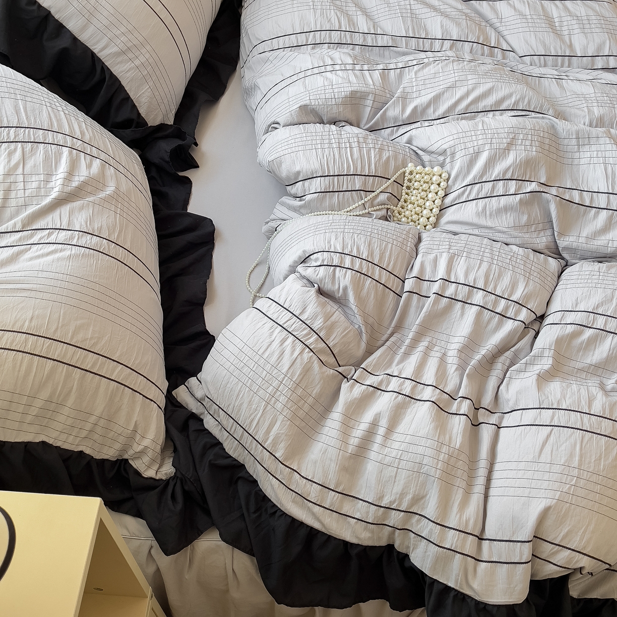 91家纺网 家纺一手货源 找家纺 优卡迪家纺馆 2025新款色织泡泡纱花边四件套 月影灰