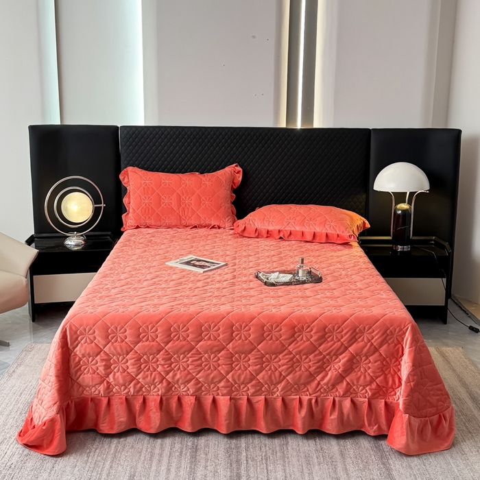 鑫利来家纺 2025新款高克重水晶绒夹棉床盖三件套-四叶草系列 四叶草-暖桔