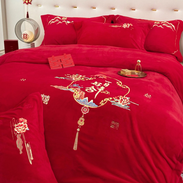 91家纺网 家纺一手货源 找家纺 （总）千禧家纺 2025新款加厚高克重全消光牛奶绒刺绣婚庆四件套