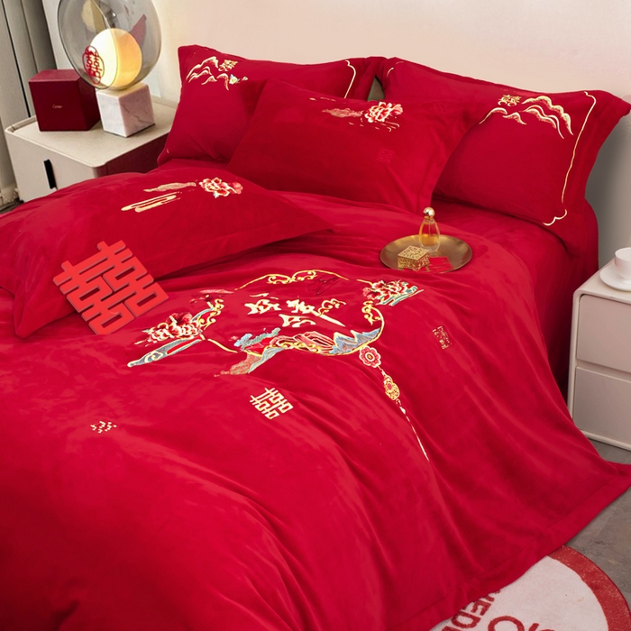 91家纺网 家纺一手货源 找家纺 （总）千禧家纺 2025新款加厚高克重全消光牛奶绒刺绣婚庆四件套