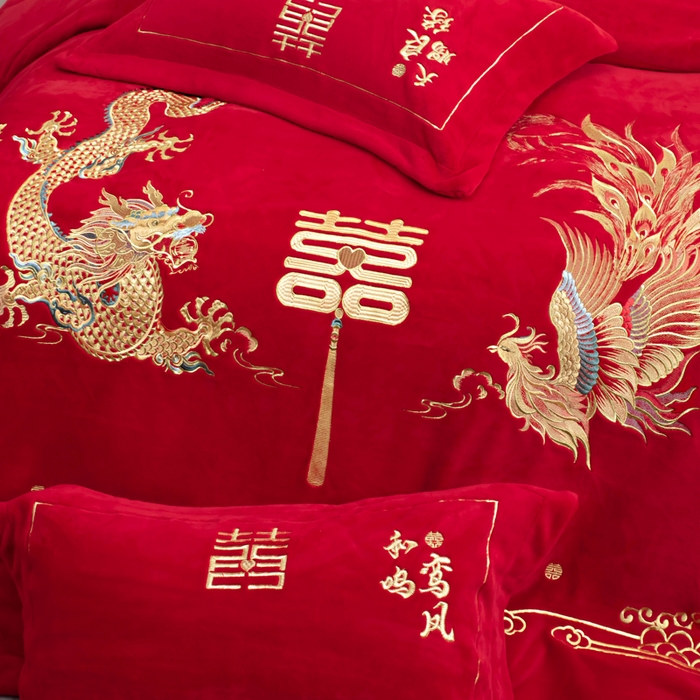 91家纺网 家纺一手货源 找家纺 千禧家纺 2025新款加厚高克重全消光牛奶绒刺绣婚庆四件套 龙凤喜事（绒）