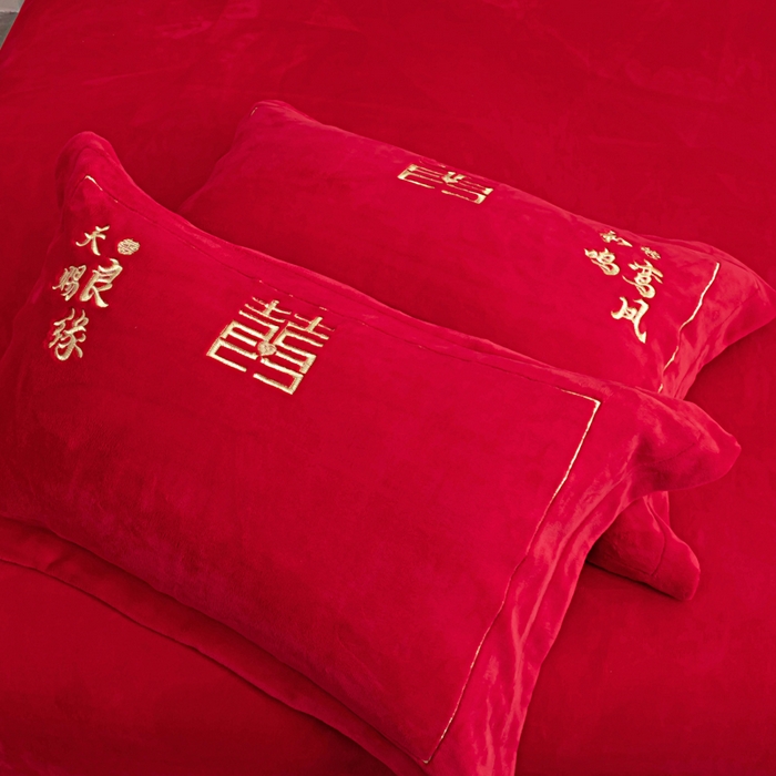 91家纺网 家纺一手货源 找家纺 千禧家纺 2025新款加厚高克重全消光牛奶绒刺绣婚庆四件套 龙凤喜事（绒）