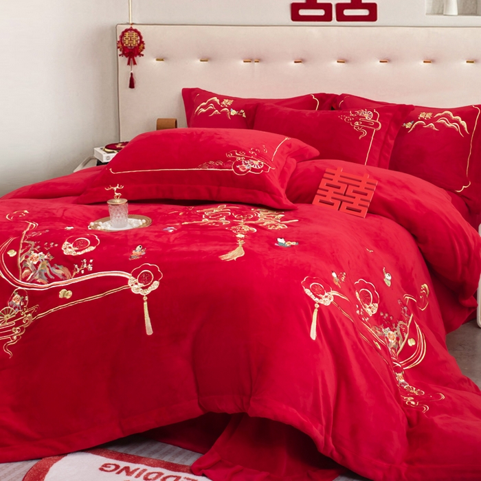 91家纺网 家纺一手货源 找家纺 千禧家纺 2025新款加厚高克重全消光牛奶绒刺绣婚庆四件套 早生贵子（绒）
