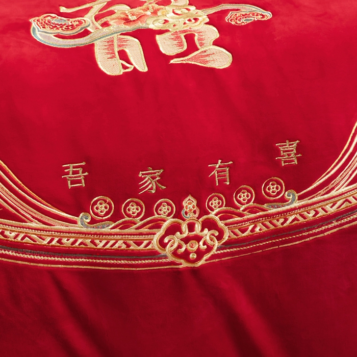 91家纺网 家纺一手货源 找家纺 千禧家纺 2025新款加厚高克重全消光牛奶绒刺绣婚庆四件套 缔结良缘