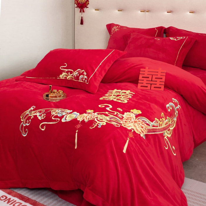 91家纺网 家纺一手货源 找家纺 千禧家纺 2025新款加厚高克重全消光牛奶绒刺绣婚庆四件套 福禧生财