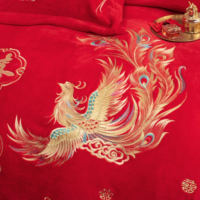 91家纺网 家纺一手货源 找家纺 千禧家纺 2025新款加厚高克重全消光牛奶绒刺绣婚庆四件套 龙凤赐福