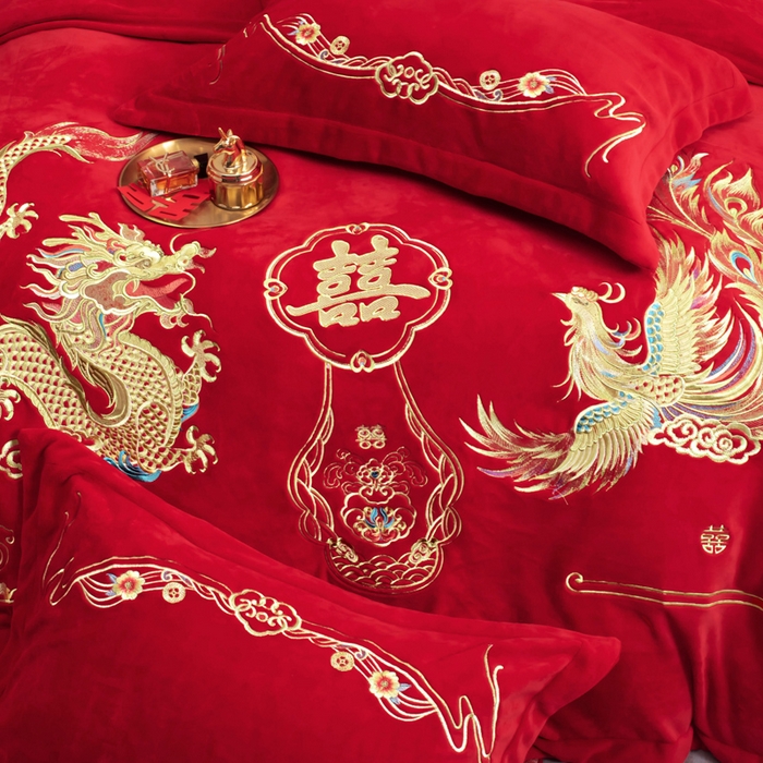 91家纺网 家纺一手货源 找家纺 千禧家纺 2025新款加厚高克重全消光牛奶绒刺绣婚庆四件套 龙凤赐福