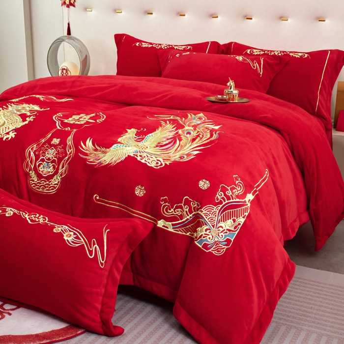 91家纺网 家纺一手货源 找家纺 千禧家纺 2025新款加厚高克重全消光牛奶绒刺绣婚庆四件套 龙凤赐福