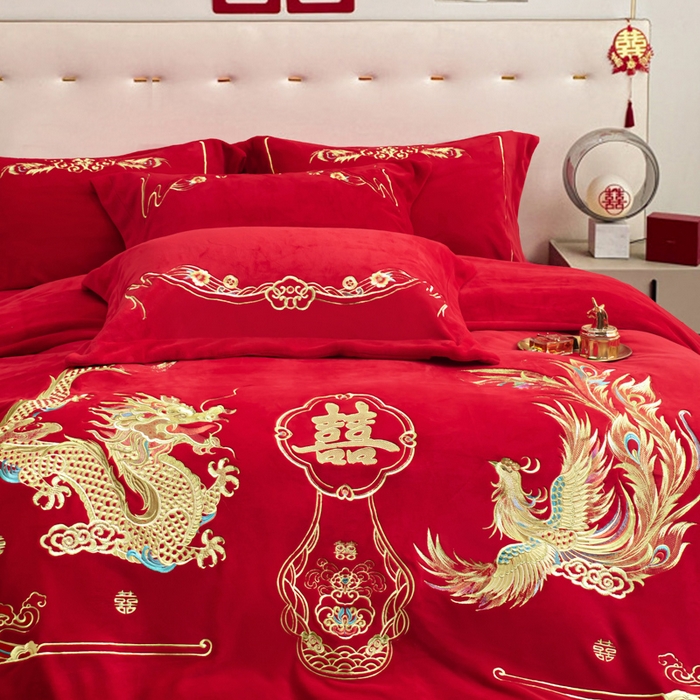 91家纺网 家纺一手货源 找家纺 千禧家纺 2025新款加厚高克重全消光牛奶绒刺绣婚庆四件套 龙凤赐福