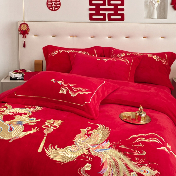 91家纺网 家纺一手货源 找家纺 千禧家纺 2025新款加厚高克重全消光牛奶绒刺绣婚庆四件套 龙吟凤舞