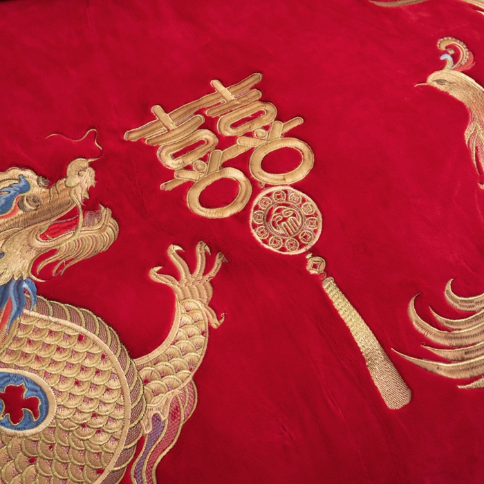 91家纺网 家纺一手货源 找家纺 千禧家纺 2025新款加厚高克重全消光牛奶绒刺绣婚庆四件套 龙吟凤舞