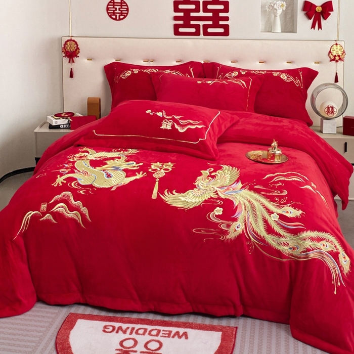 91家纺网 家纺一手货源 找家纺 千禧家纺 2025新款加厚高克重全消光牛奶绒刺绣婚庆四件套 龙吟凤舞