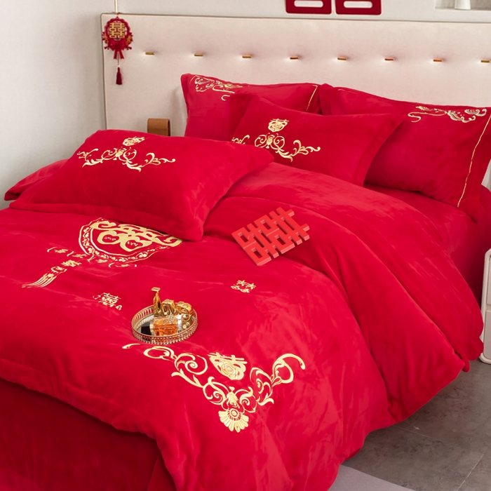 91家纺网 家纺一手货源 找家纺 千禧家纺 2025新款加厚高克重全消光牛奶绒刺绣婚庆四件套 喜临门